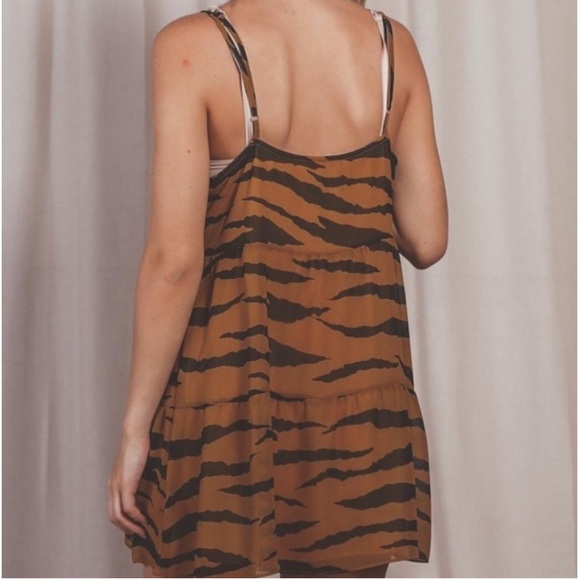 NEW SHOW ME YOUR MUMU caroline mini dress in Great Tiger - Picture 3 of 4